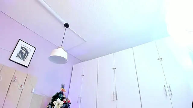 April bowie online show from December 2024 12:35:01 PM