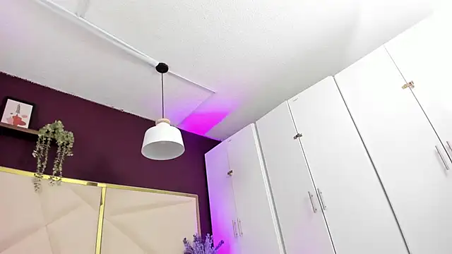 April bowie online show from February 2026 11:42:01 AM