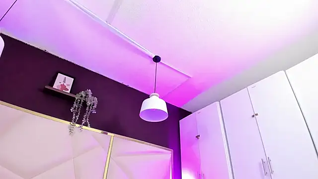 April bowie online show from March 2026 11:28:02 AM