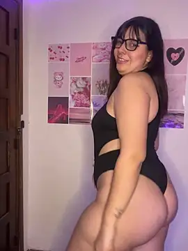 Snapshot of agoosvokk chatting on September 2025 05:03:02 PM agoosvokk online show from September 2025 05:03:02 PM