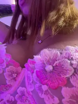 Snapshot of AbbyFtLuna chatting on February 2026 12:58:02 AM AbbyFtLuna online show from February 2026 12:58:02 AM