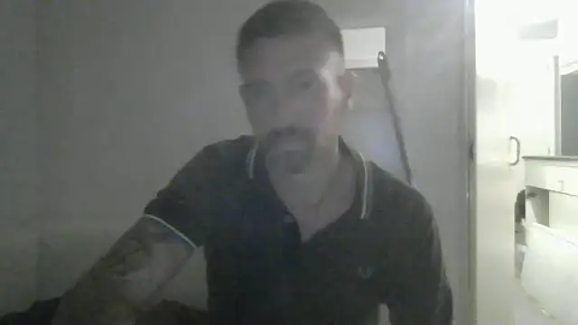 Snapshot of vinzz49 chatting on September 2025 10:45:01 PM vinzz49 online show from September 2025 10:45:01 PM