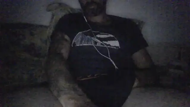 Snapshot of vinzz49 chatting on October 2025 05:38:02 AM vinzz49 online show from October 2025 05:38:02 AM