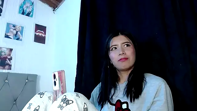 Yeimy sweetf online show from January 2025 01:56:01 AM