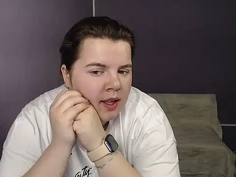 so shy online show from September 2025 08:03:02 AM