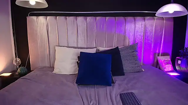 Ely Maldox online show from February 2025 02:43:01 PM