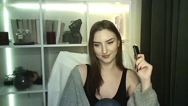 X Alisa online show from November 2025 07:14:01 PM