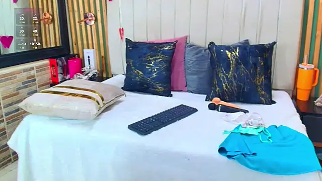 Snapshot of katlyn_martins chatting on February 2025 01:16:01 PM katlyn martins online show from February 2025 01:16:01 PM