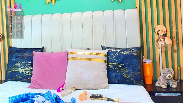 Snapshot of katlyn_martins chatting on March 2025 05:25:01 PM katlyn martins online show from March 2025 05:25:01 PM