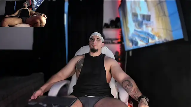 kingbear777 online show from December 2024 08:11:01 PM