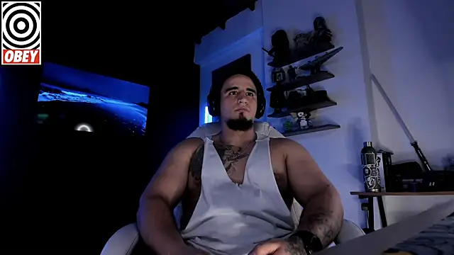 kingbear777 online show from November 2025 12:37:01 PM