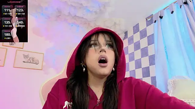 Snapshot of Ag4ta_ chatting on February 2025 10:48:01 PM Ag4ta online show from February 2025 10:48:01 PM