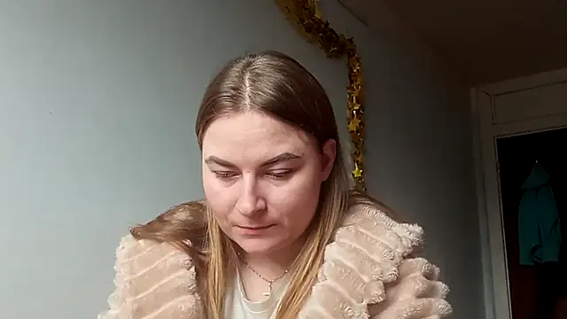 ElenaMaeer online show from February 2026 08:54:02 AM