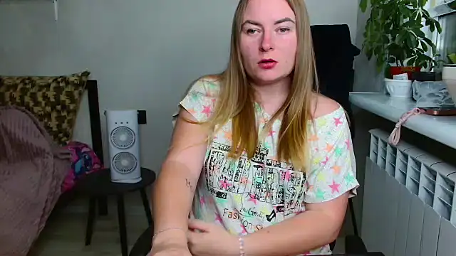 ElenaMaeer online show from August 2026 07:06:01 PM
