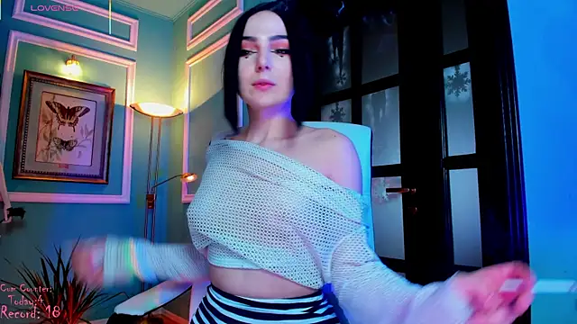 1Munique online show from February 2025 12:00:01 PM