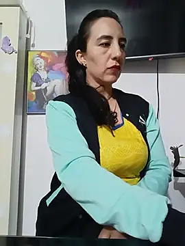 christine-x online show from June 2026 10:32:01 PM