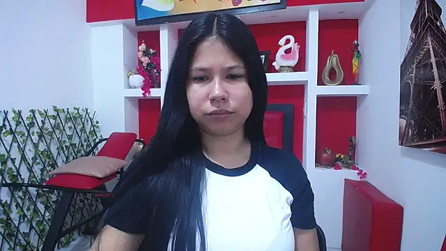 Snapshot of Letty_Plugxo chatting on January 2026 01:36:01 PM Letty Plugxo online show from January 2026 01:36:01 PM