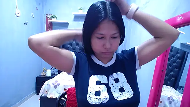 Snapshot of Letty_Plugxo chatting on May 2026 01:39:01 PM Letty Plugxo online show from May 2026 01:39:01 PM