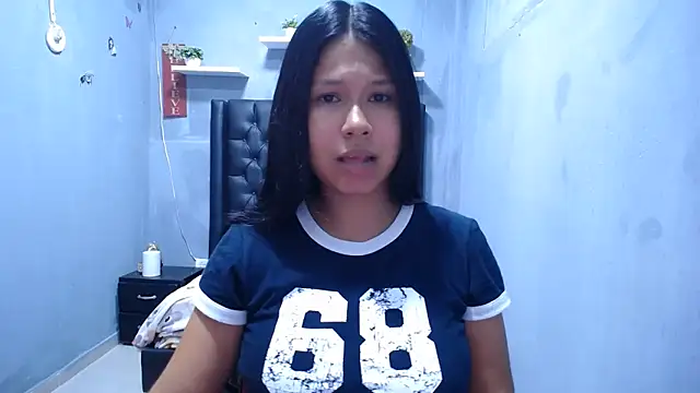 Letty Plugxo online show from June 2026 01:24:02 PM