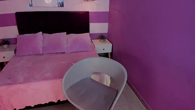 ScarletGV online show from January 2025 06:16:01 AM