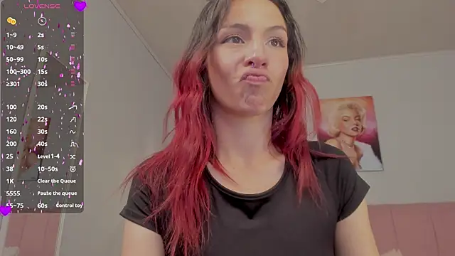 ScarletGV online show from March 2025 10:43:01 PM