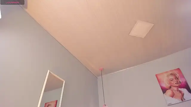 ScarletGV online show from March 2025 04:16:02 AM