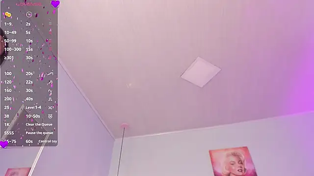 ScarletGV online show from March 2025 09:06:01 AM