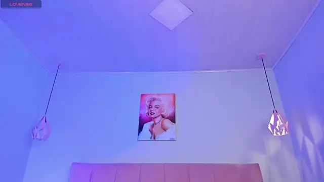 ScarletGV online show from September 2025 04:12:02 AM