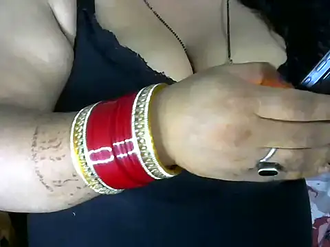 Snapshot of dramebaz_queen chatting on October 2025 06:51:01 PM dramebaz queen online show from October 2025 06:51:01 PM