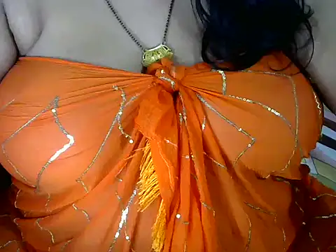 Snapshot of dramebaz_queen chatting on November 2025 07:01:02 PM dramebaz queen online show from November 2025 07:01:02 PM