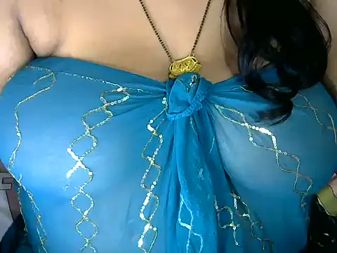 Snapshot of dramebaz_queen chatting on November 2025 07:49:02 PM dramebaz queen online show from November 2025 07:49:02 PM