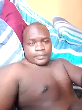 Snapshot of tonniii33 chatting on January 2026 03:50:02 PM tonniii33 online show from January 2026 03:50:02 PM