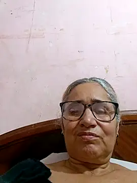 Snapshot of _candi chatting on November 2025 12:41:01 AM candi online show from November 2025 12:41:01 AM