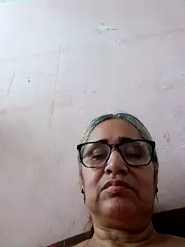 Snapshot of _candi chatting on November 2025 02:21:01 PM candi online show from November 2025 02:21:01 PM