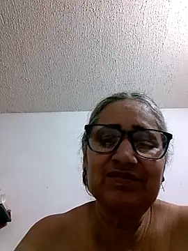 Snapshot of _candi chatting on December 2025 03:11:01 AM candi online show from December 2025 03:11:01 AM