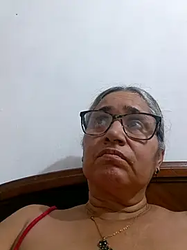 Snapshot of _candi chatting on December 2025 01:12:02 AM candi online show from December 2025 01:12:02 AM