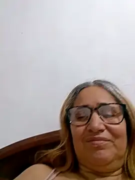 Snapshot of _candi chatting on December 2025 02:08:02 AM candi online show from December 2025 02:08:02 AM