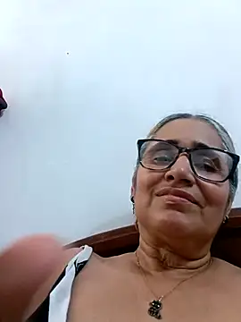 Snapshot of _candi chatting on December 2025 02:24:02 PM candi online show from December 2025 02:24:02 PM