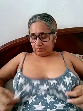 Snapshot of _candi chatting on January 2026 07:11:01 PM candi online show from January 2026 07:11:01 PM