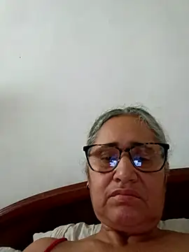 Snapshot of _candi chatting on March 2026 12:38:02 PM candi online show from March 2026 12:38:02 PM