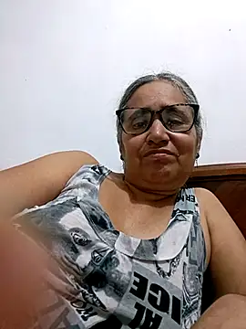 Snapshot of _candi chatting on April 2026 01:42:02 AM candi online show from April 2026 01:42:02 AM
