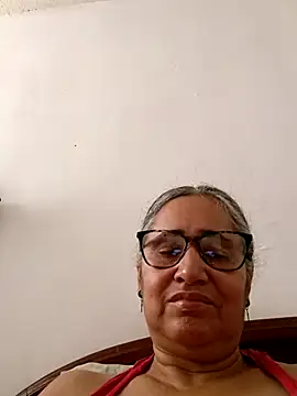 Snapshot of _candi chatting on April 2026 01:34:02 PM candi online show from April 2026 01:34:02 PM