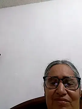 Snapshot of _candi chatting on April 2026 11:24:01 AM candi online show from April 2026 11:24:01 AM