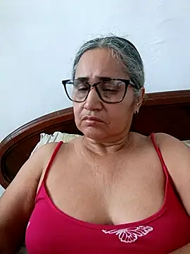 Snapshot of _candi chatting on April 2026 01:31:02 PM candi online show from April 2026 01:31:02 PM