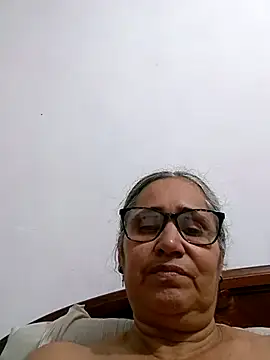 Snapshot of _candi chatting on April 2026 12:37:02 AM candi online show from April 2026 12:37:02 AM