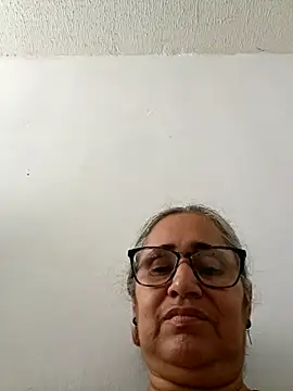 Snapshot of _candi chatting on May 2026 06:05:01 PM candi online show from May 2026 06:05:01 PM