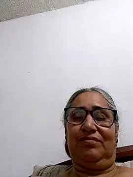 Snapshot of _candi chatting on May 2026 11:32:01 PM candi online show from May 2026 11:32:01 PM