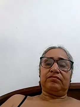 Snapshot of _candi chatting on May 2026 01:38:01 PM candi online show from May 2026 01:38:01 PM