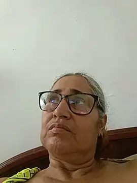 Snapshot of _candi chatting on May 2026 07:10:02 PM candi online show from May 2026 07:10:02 PM