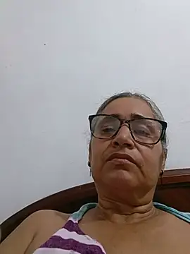 Snapshot of _candi chatting on May 2026 12:11:02 PM candi online show from May 2026 12:11:02 PM